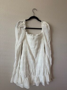 Sabo Skirt White Long Sleeve Smocked Mini Dress